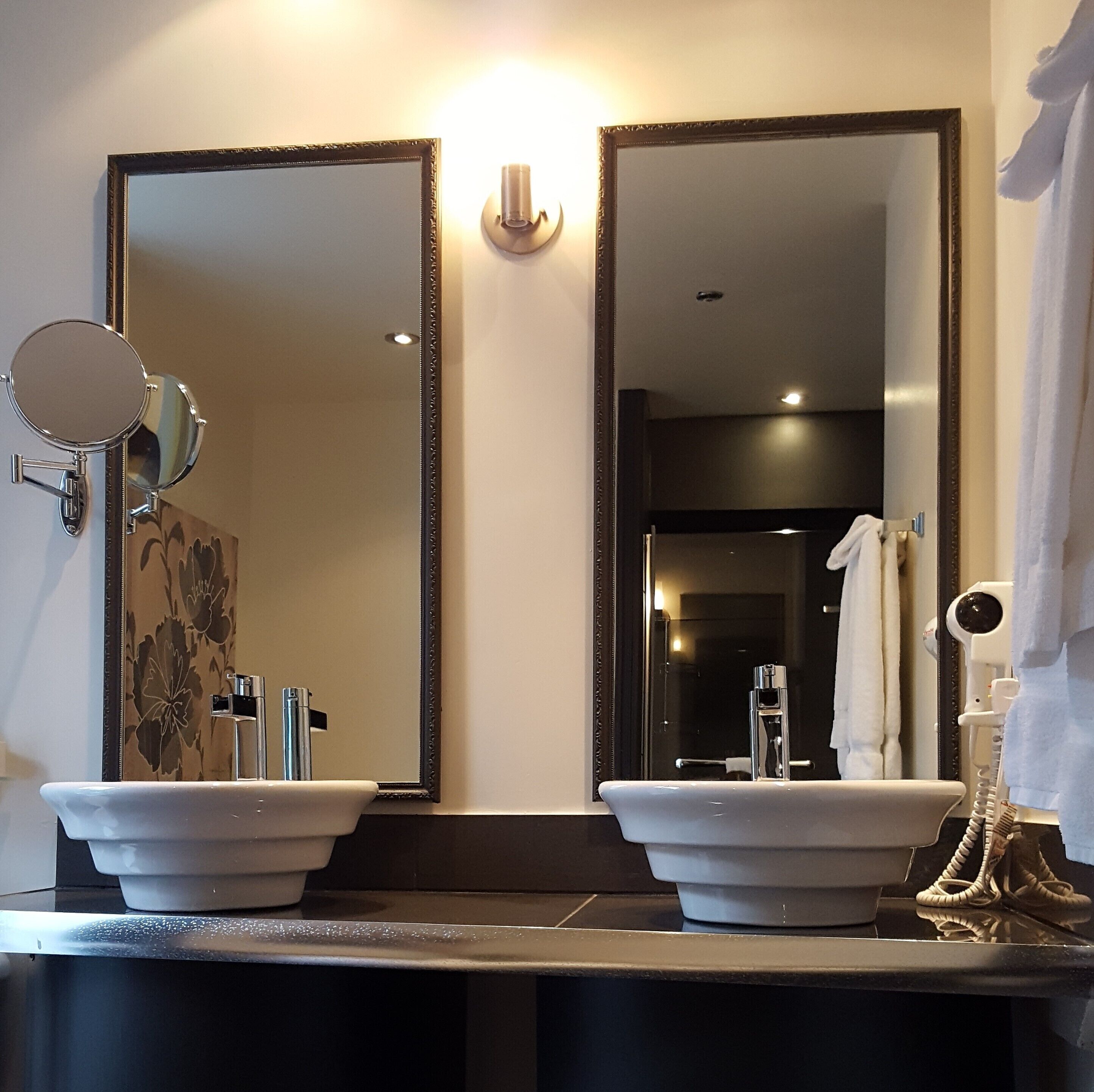 executive suite | bathroom sink