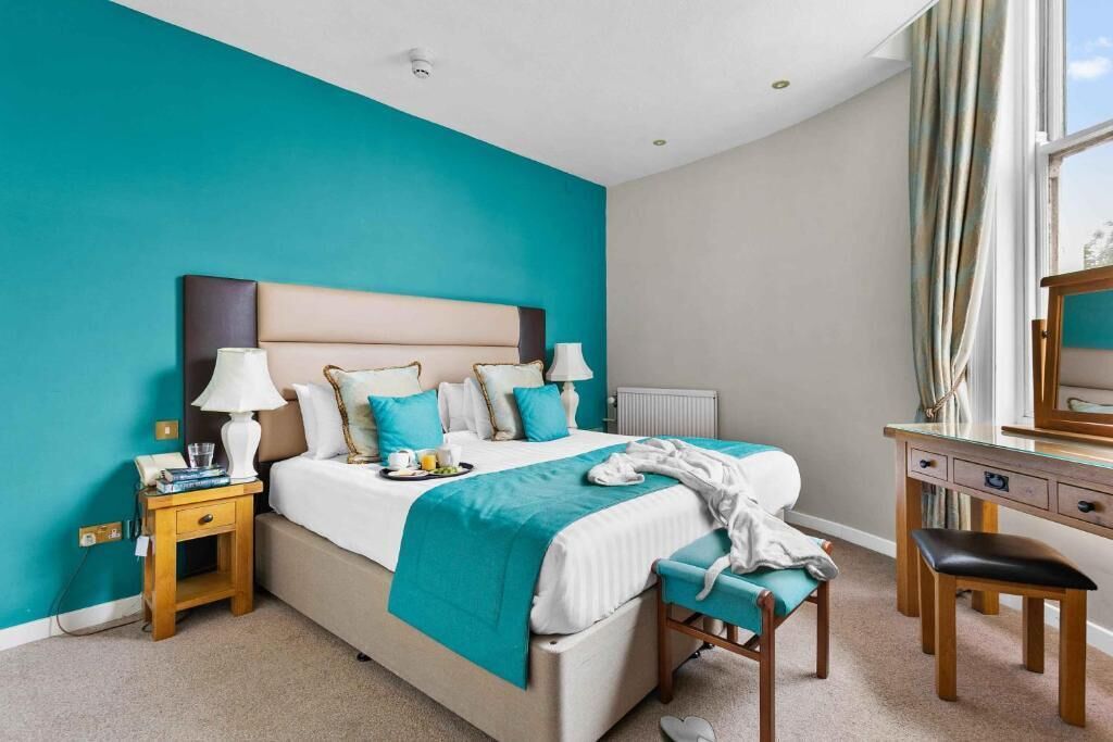 Suite, 1 chambre | Literie hypoallergénique, coffre-fort, décor unique, ameublement unique