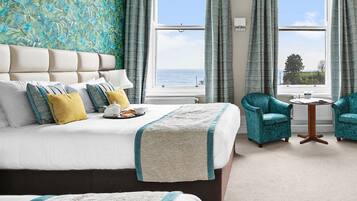 Familienzimmer, Meerblick | 1 Schlafzimmer, Zimmersafe, Bügeleisen/Bügelbrett, kostenloses WLAN