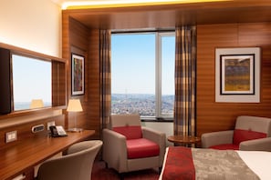 Chambre Standard, 2 lits jumeaux, fumeur (Top Floor) | Minibar, coffre-fort, bureau
