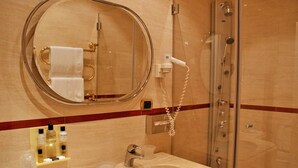Bathroom - Tito (Rome)