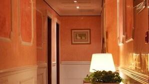 Hallway - Tito (Rome)