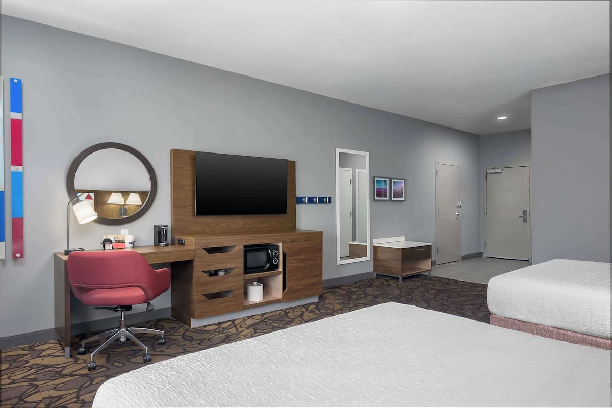 Room, 2 Queen Beds