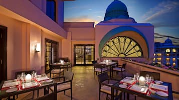 4 ristoranti, aperti a colazione