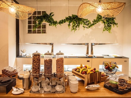 Sala colazione. The Classic Hotel Nicosia - Handwritten Collection