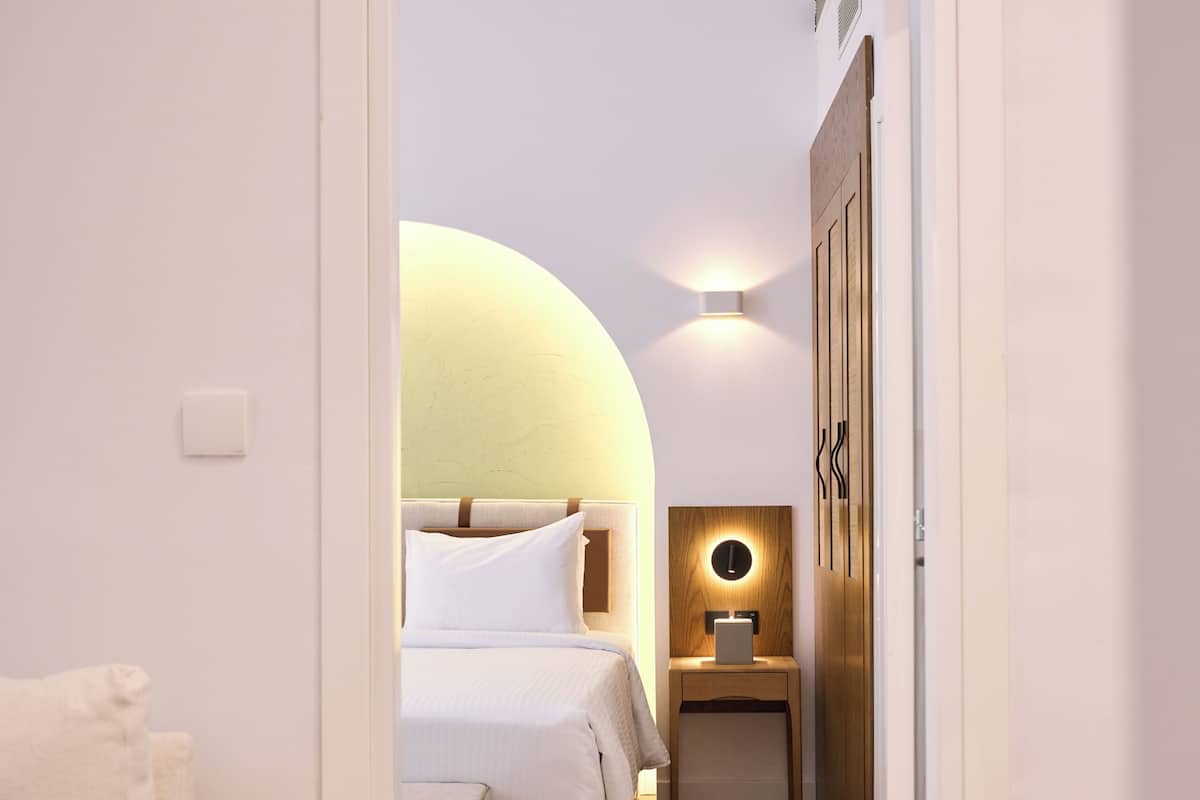 Junior Suite, 1 King Bed
