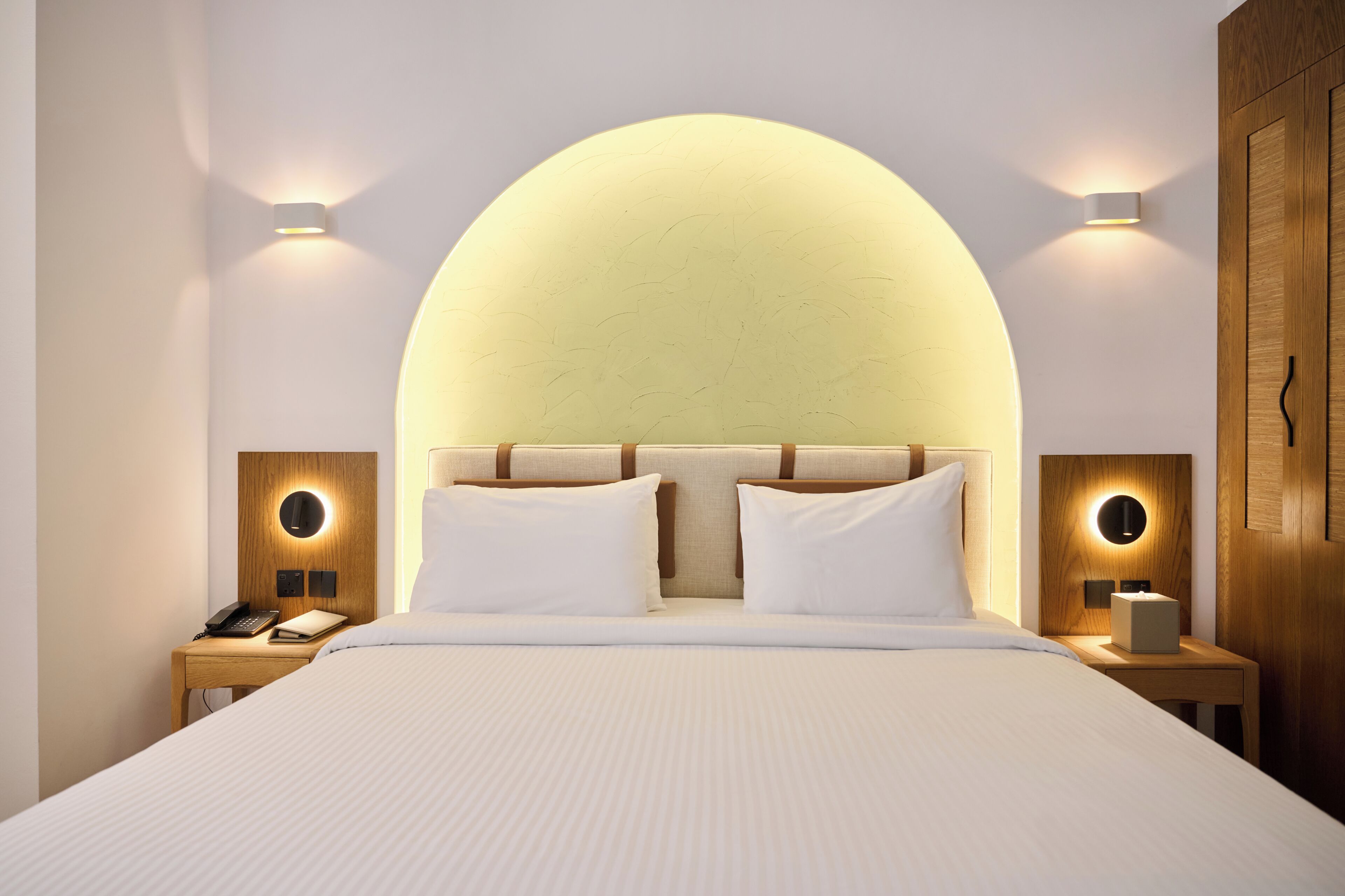 Superior Room, 1 King Bed | Frette Italian sheets, premium bedding, Select Comfort beds, minibar