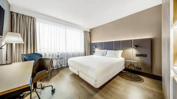 Minibar, in-room safe, desk, soundproofing