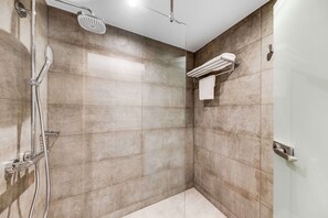 Shower, eco-friendly toiletries, hair dryer, towels