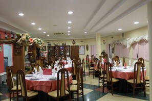 Food-Court