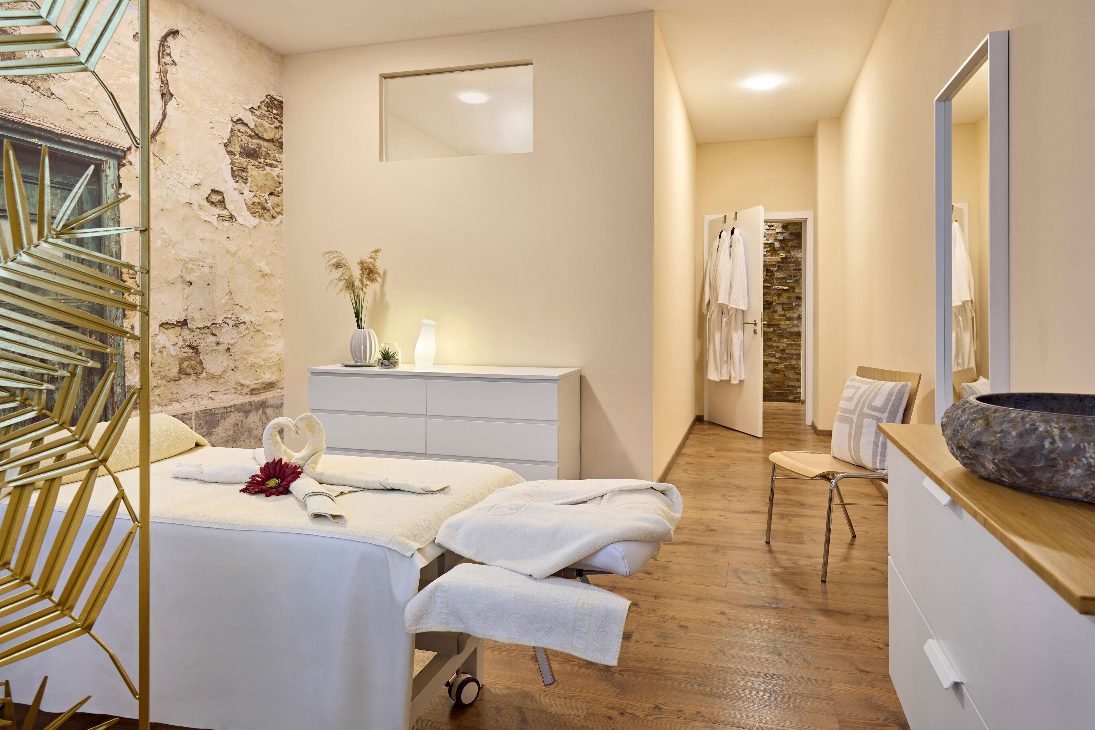 Behandlungsräume für Paare, Sauna, Dampfbad, Thermalbad/Mineralquelle