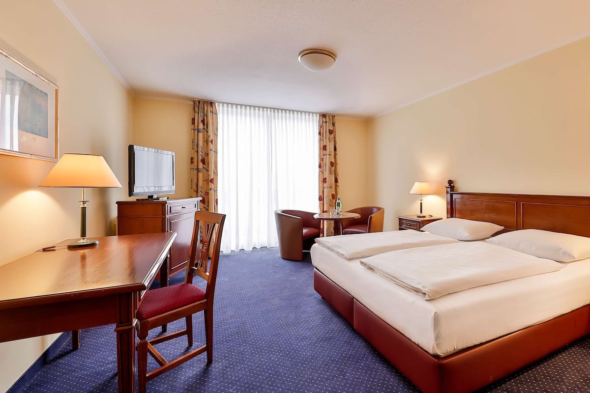 1 habitación, ropa de cama de alta calidad y minibar