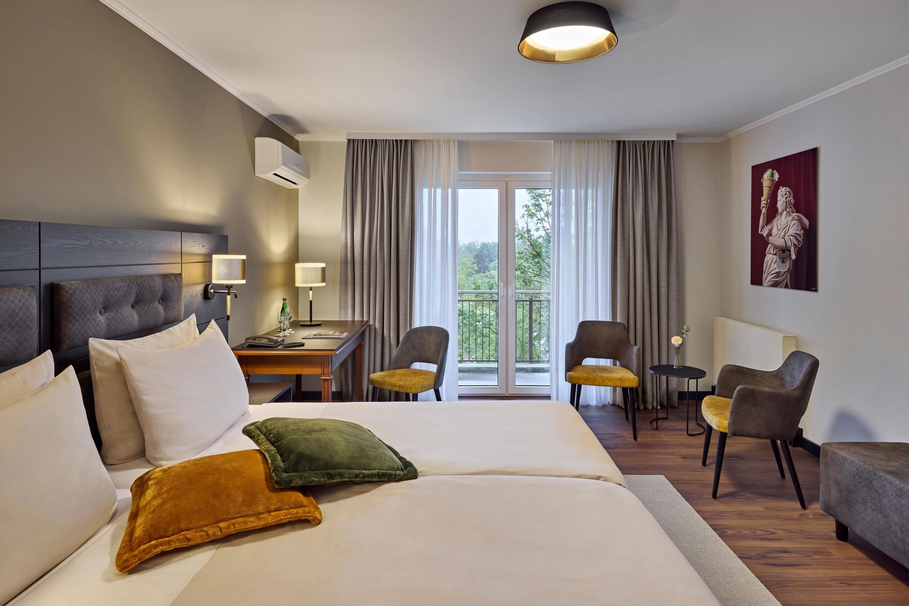 Premium bedding, minibar, in-room safe, desk