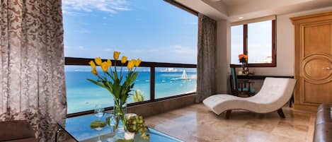Presidential Penthouse, 4 Bedrooms, Private Pool, Ocean View | Hypo-allergenic bedding, in-room safe, individually decorated