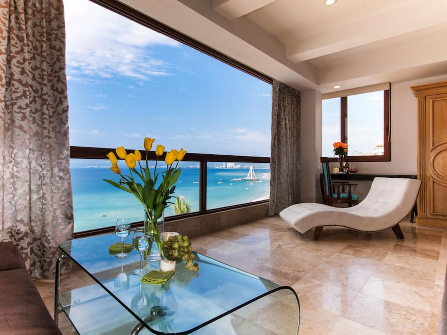 Presidential Penthouse, 4 Bedrooms, Private Pool, Ocean View | Hypo-allergenic bedding, in-room safe, individually decorated
