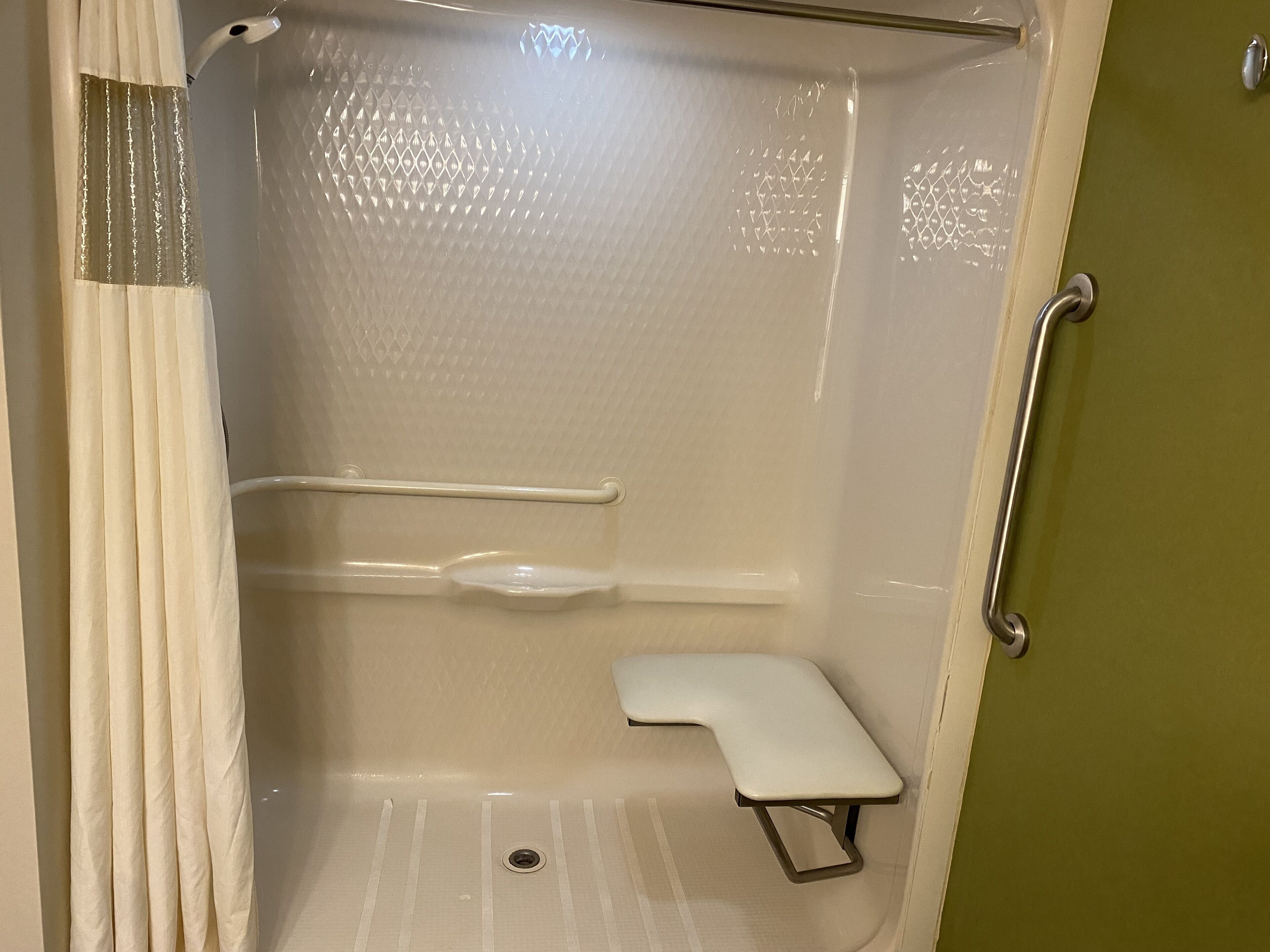 room, 1 double bed, accessible, non smoking | bathroom | shower, free toiletries, hair dryer, towels