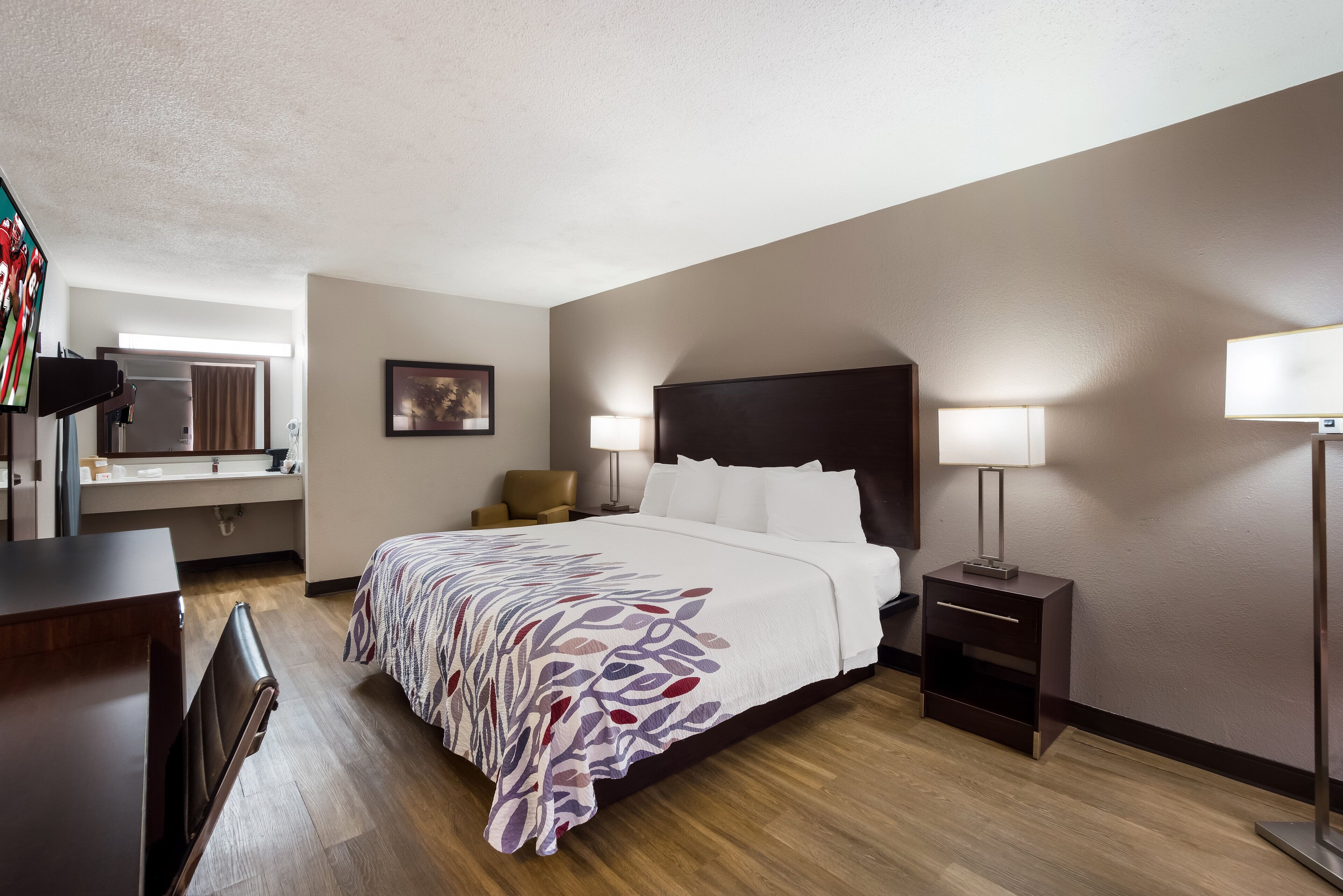 superior room, 1 king bed (smoke free) | desk, iron/ironing board, free cots/infant beds, free wifi