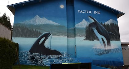 Pacific Inn