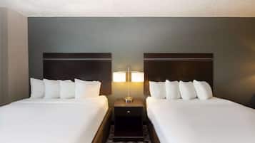 Down comforters, in-room safe, desk, laptop workspace