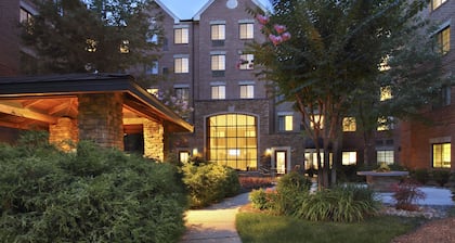 Staybridge Suites Tysons - McLean by IHG