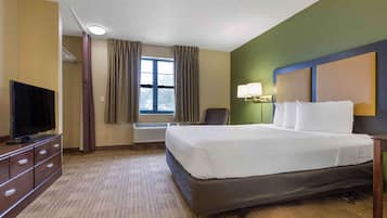 Desk, iron/ironing board, free WiFi, bed sheets