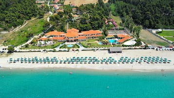 Private beach, sun loungers, beach umbrellas, beach towels