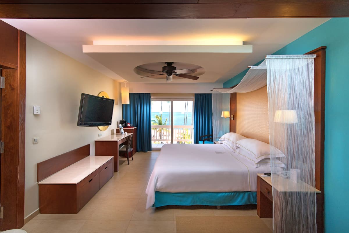 Premium Suite, Oceanfront (Level) | Pillowtop beds, minibar, in-room safe, desk