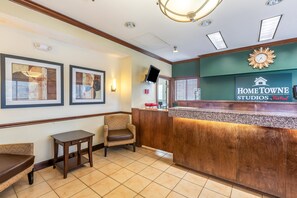 Lobby lounge