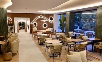 2 bars/lounges, poolside bar