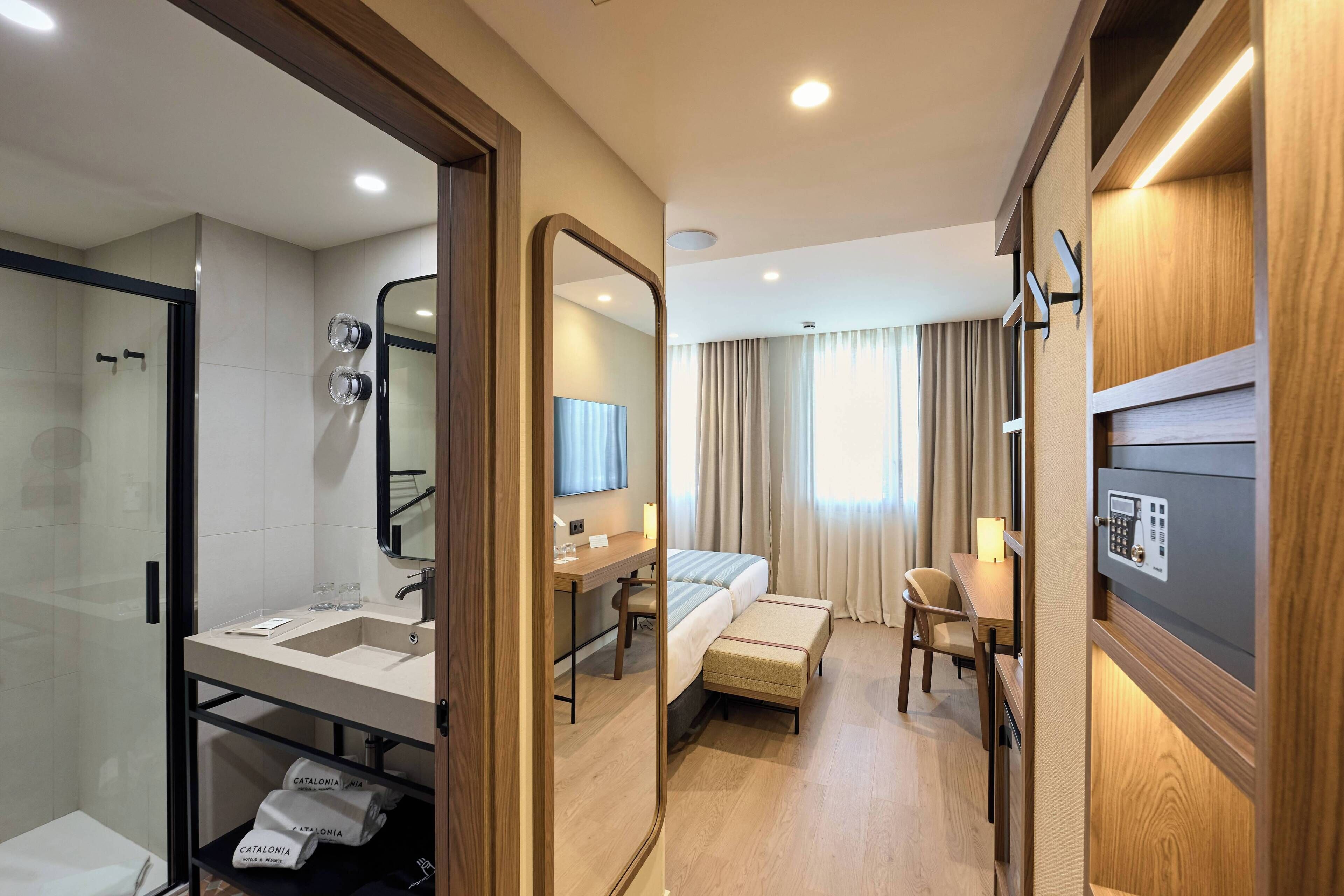Minibar, in-room safe, desk, blackout curtains