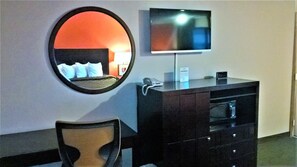 39-inch flat-screen TV with cable channels, TV