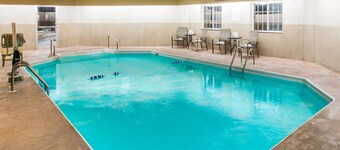 Super 8 by Wyndham Altoona