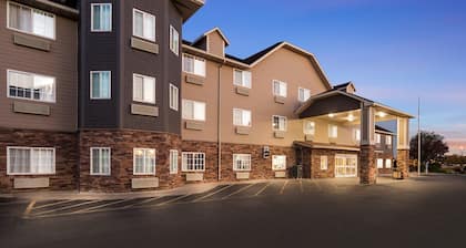 Red Roof Inn & Suites Omaha - Council Bluffs