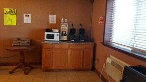 Free daily continental breakfast