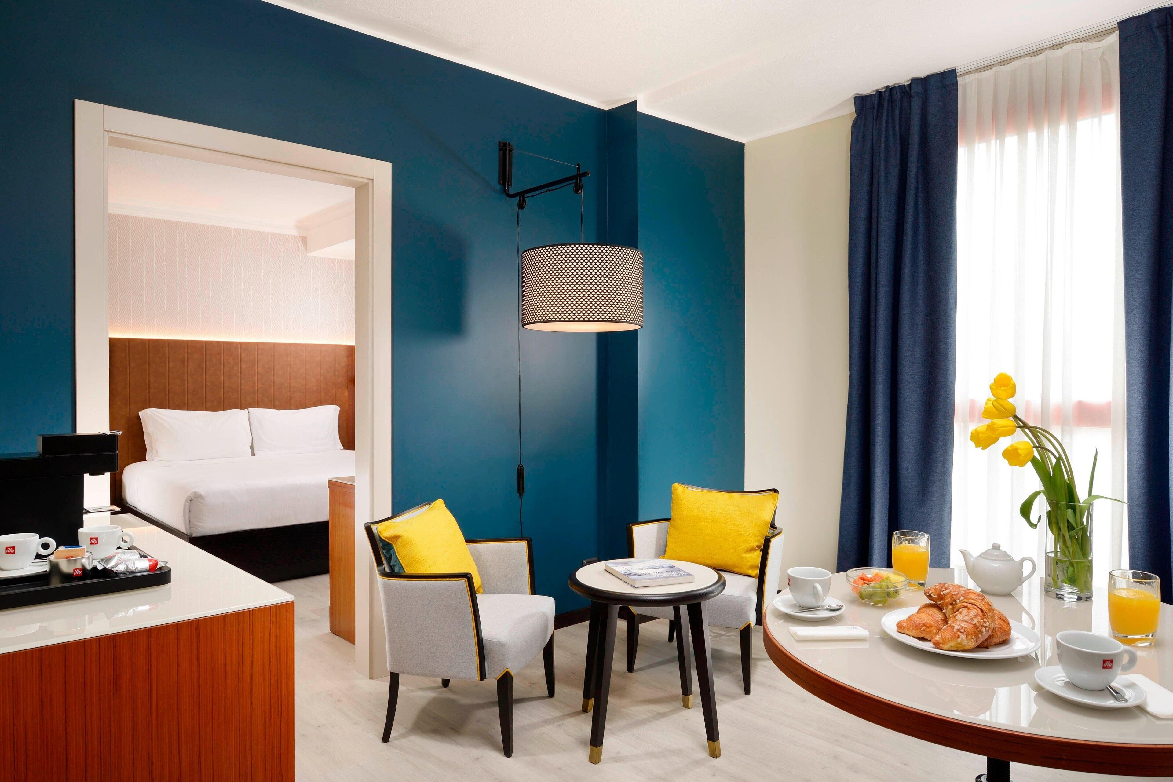 1 bedroom, premium bedding, in-room safe, desk