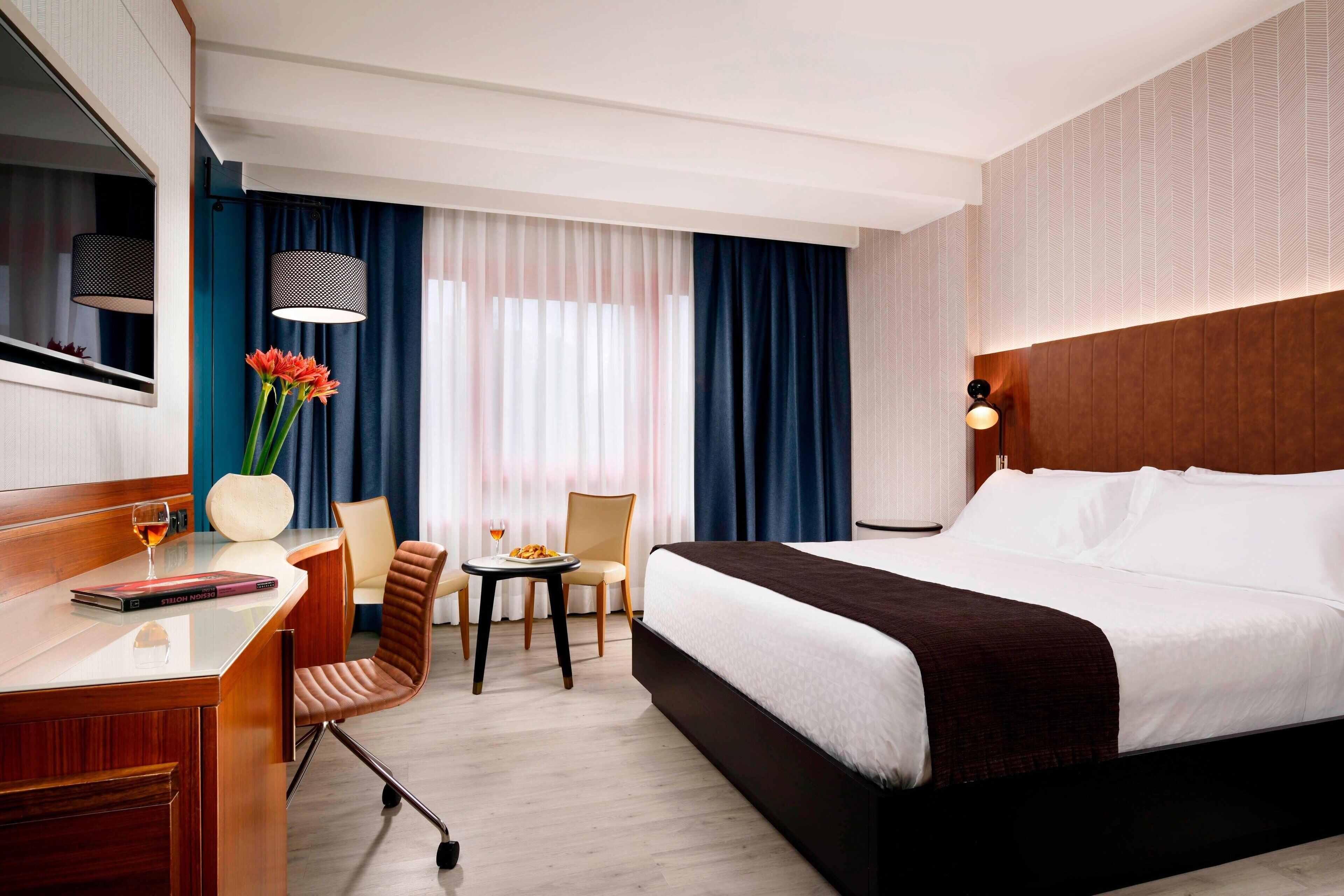 1 bedroom, premium bedding, in-room safe, desk