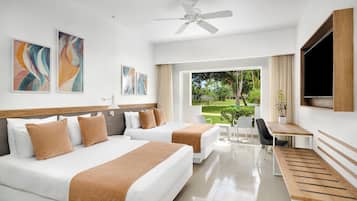 Deluxe Tropical View Double | Chăn bông, minibar với thức ăn, đồ uống miễn phí, két bảo mật tại phòng