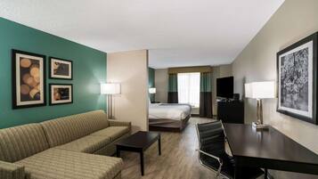 Executive Room, 1 King Bed, Non Smoking | Premium bedding, desk, iron/ironing board, free cribs/infant beds