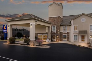 Exterior - Comfort Inn & Suites Greenwood near University (Greenwood)