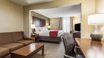 Suite, 1 King Bed with Sofa bed, Non Smoking (1 Person Sofa Bed) | 1 bedroom, premium bedding, desk, soundproofing