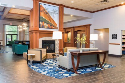 Hampton Inn & Suites East Lansing/Okemos
