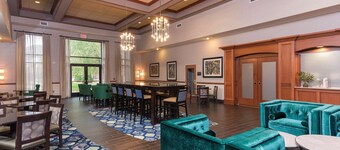 Hampton Inn & Suites East Lansing/Okemos