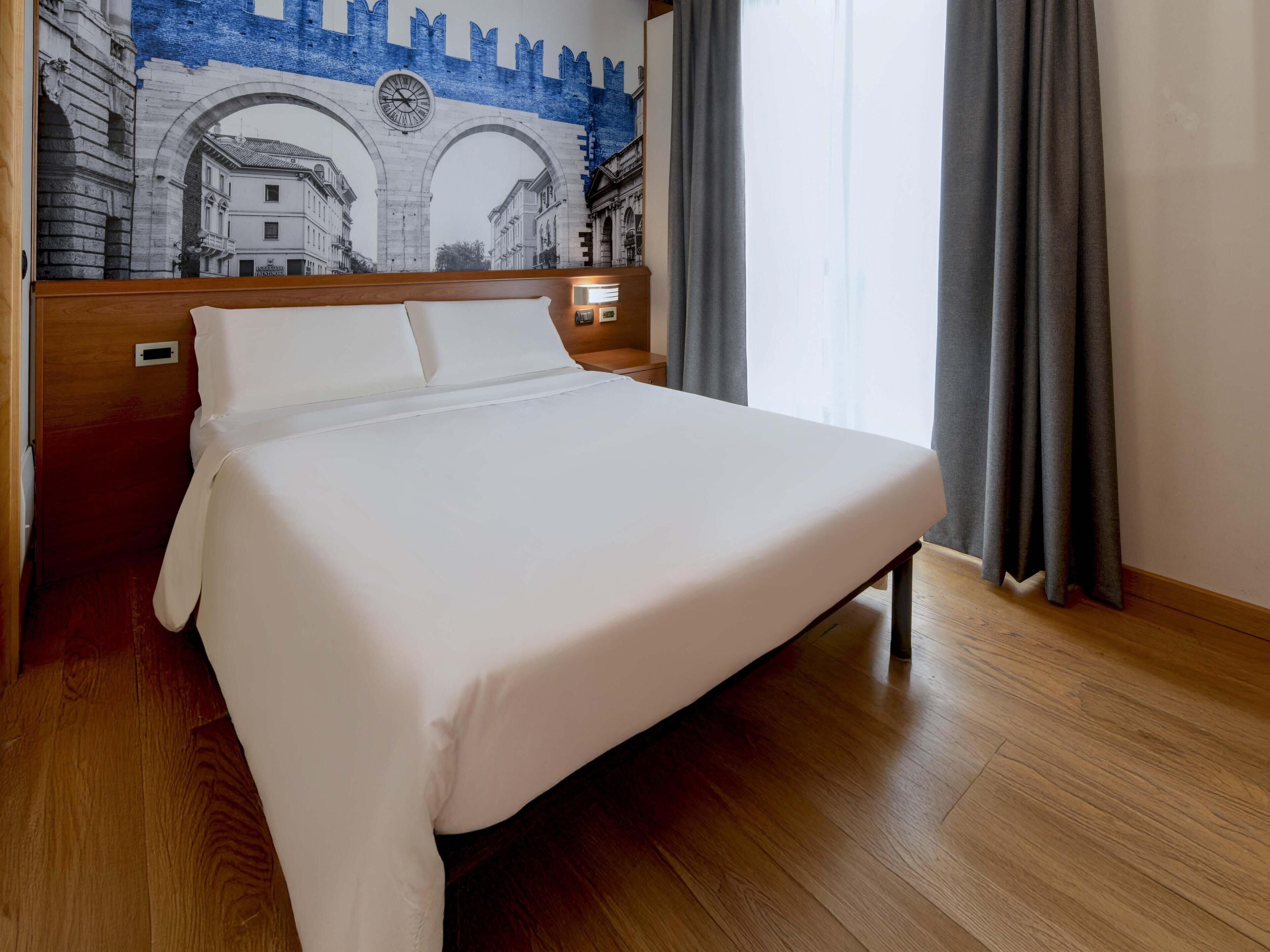 Camera singola | Biancheria da letto ipoallergenica, una cassaforte in camera