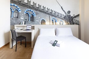 Superior Double Room, Non Smoking | Hypo-allergenic bedding, in-room safe, desk, soundproofing