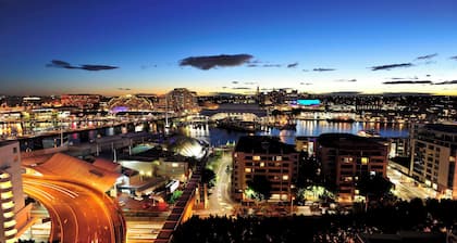 Metro Apartments on Darling Harbour - Sydney