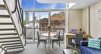 Metro Apartments on Darling Harbour - Sydney