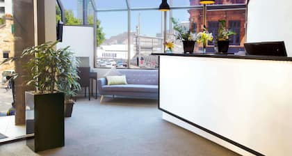 Metro Apartments on Darling Harbour - Sydney