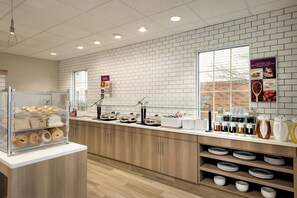 Free daily continental breakfast - Residence Inn by Marriott West Springfield (West Springfield)