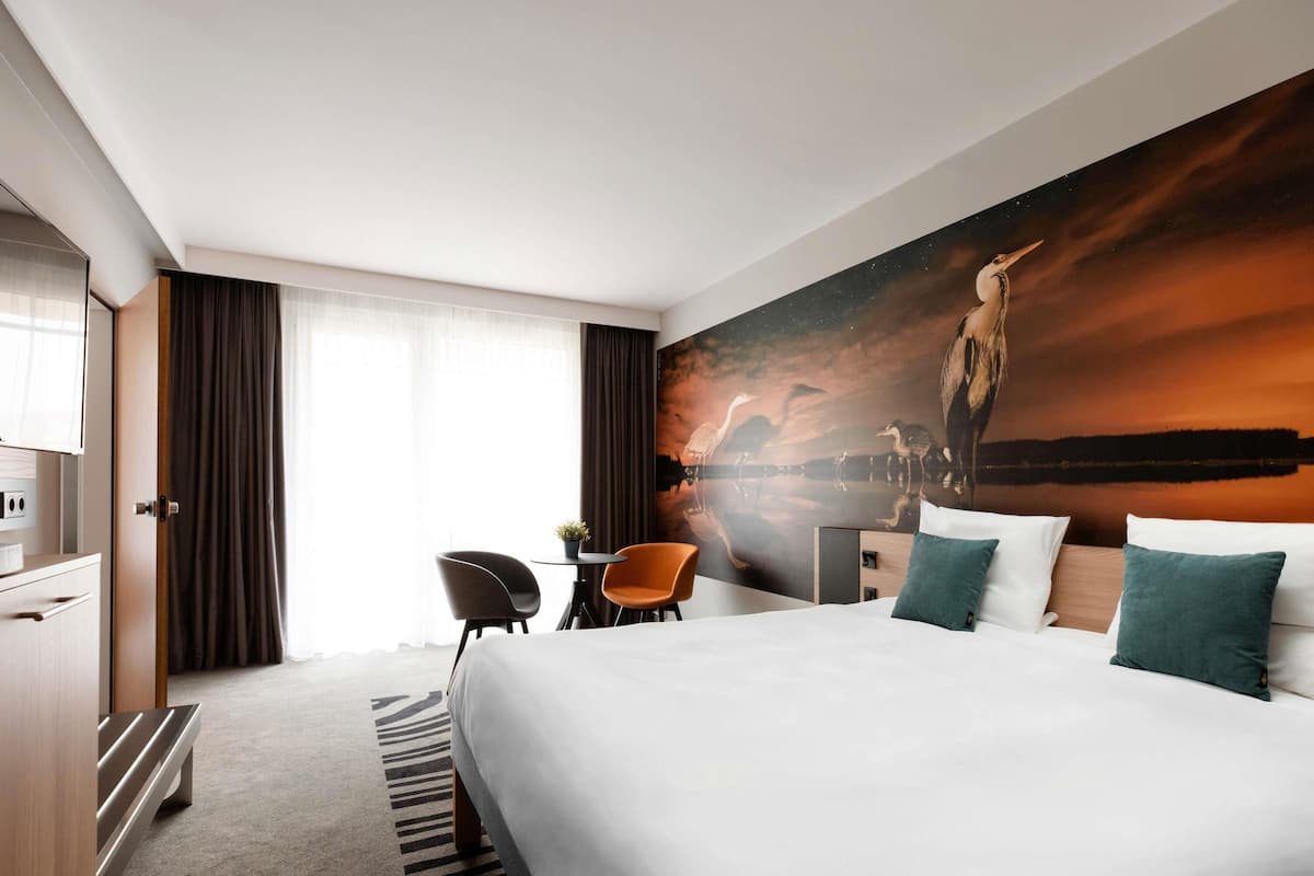 Superior-Suite, 1 Doppelbett und Schlafsofa | Minibar, Zimmersafe, Schreibtisch, Verdunkelungsvorhänge