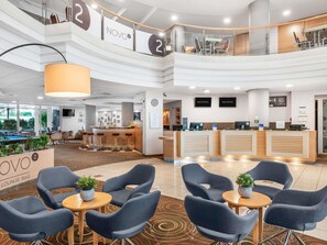 Bar (on property) - Novotel Szeged (Szeged)